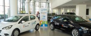 Libertex przekazuje dwa pojazdy, aby wesprzeć Hope For Children