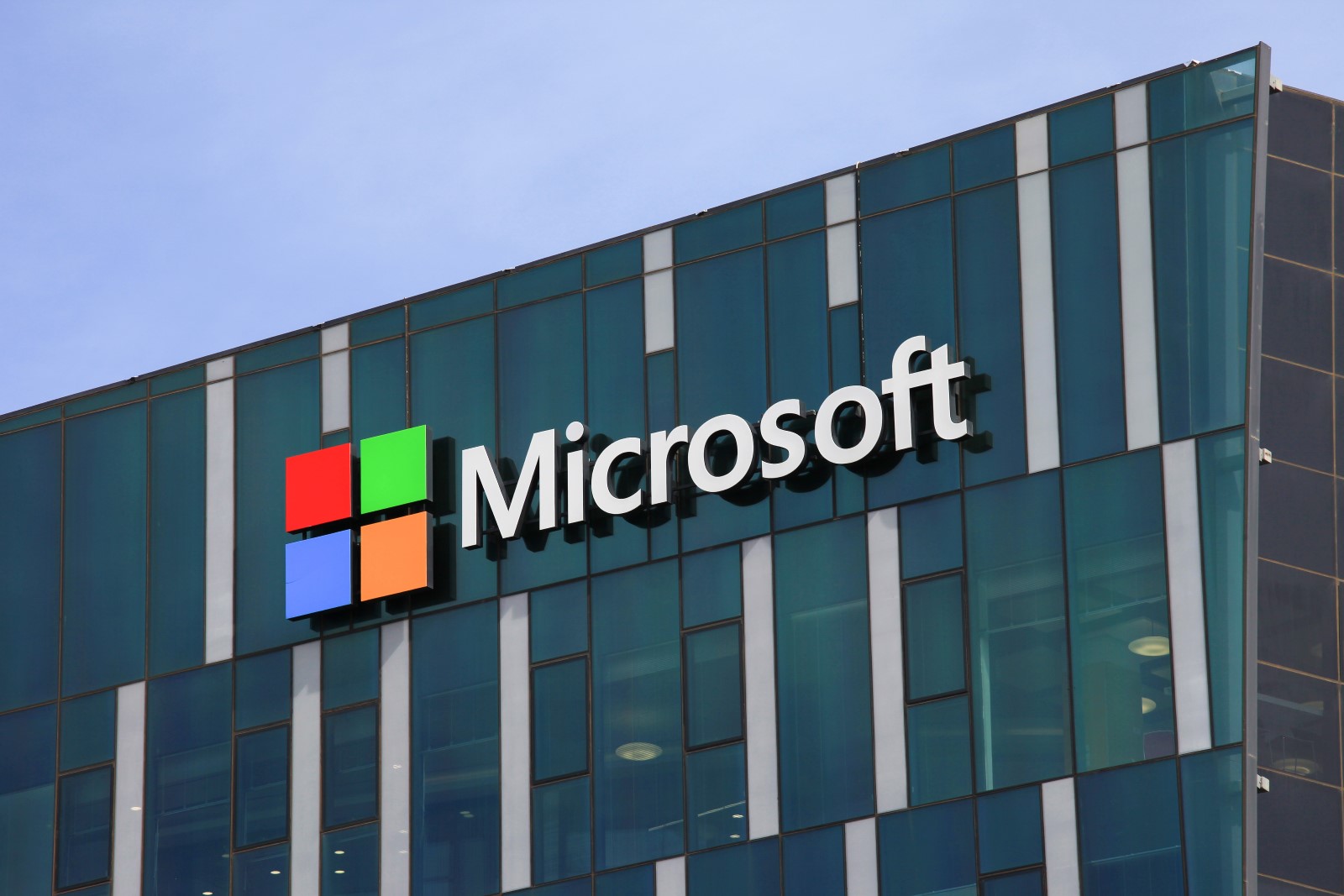 Microsoft Aktie Kaufen Lohnt Es Sich In Microsoft Zu Investieren Libertex Com