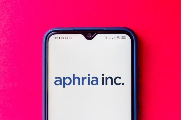 Will the price of Aphria Inc shares recover?